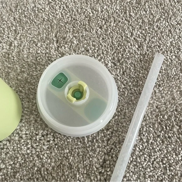 Stanley Quencher H2.0 FlowState Tumbler 14 oz Citron - Picture 13 of 15